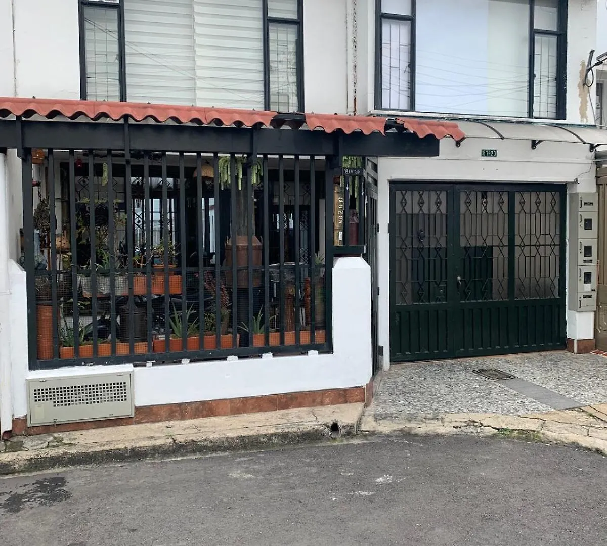 Casa Cerca Del Cc Titan Con Seguridad Privada Villa Bogotá